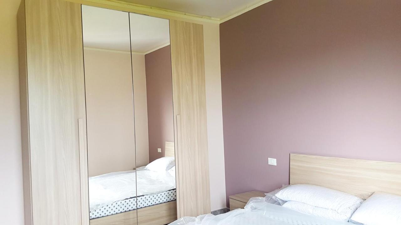 Apt. 7 - Villa Dei Pini อาเมเกลีย ภายนอก รูปภาพ
